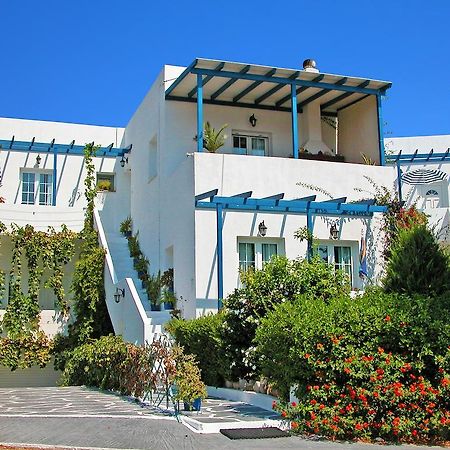 Aparthotel Mimoza Adamantas  Exterior foto