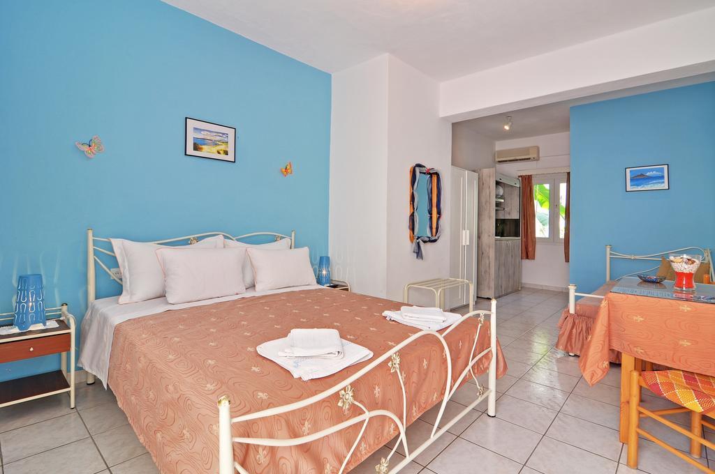 Aparthotel Mimoza Adamantas  Exterior foto